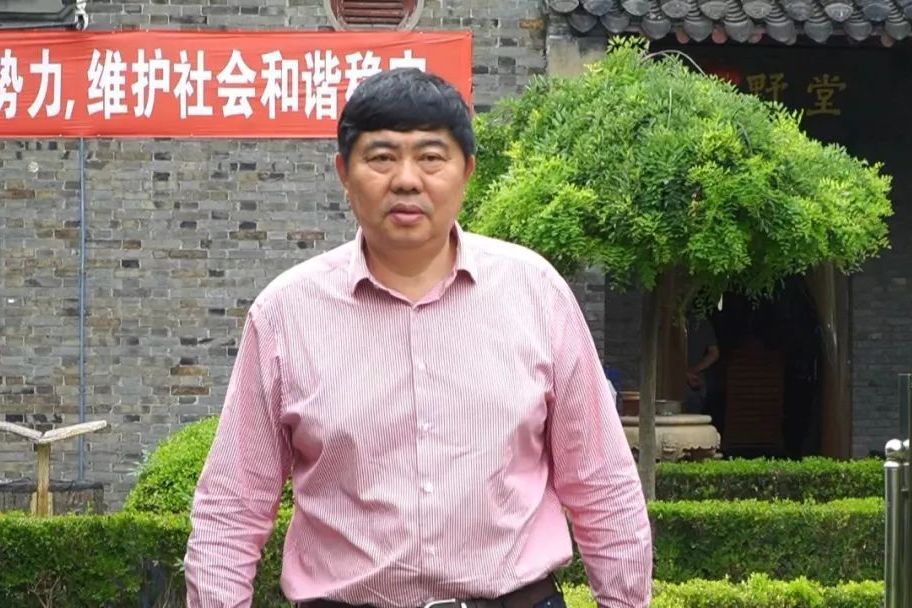 錢偉鵬 錢偉鵬