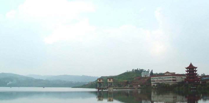 自貢雙溪風景區