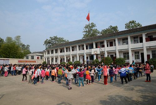 蛇形國小 蛇形國小