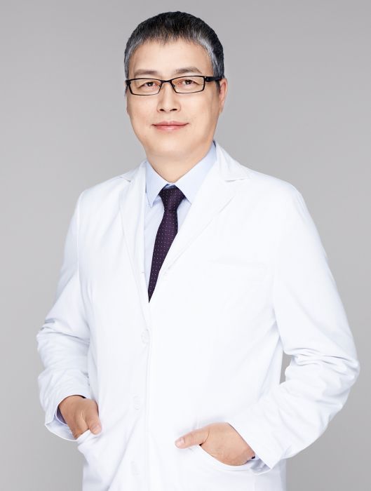 張建文(杭州清沐醫療美容診所醫師) 張建文(杭州清沐醫療美容診所醫師)