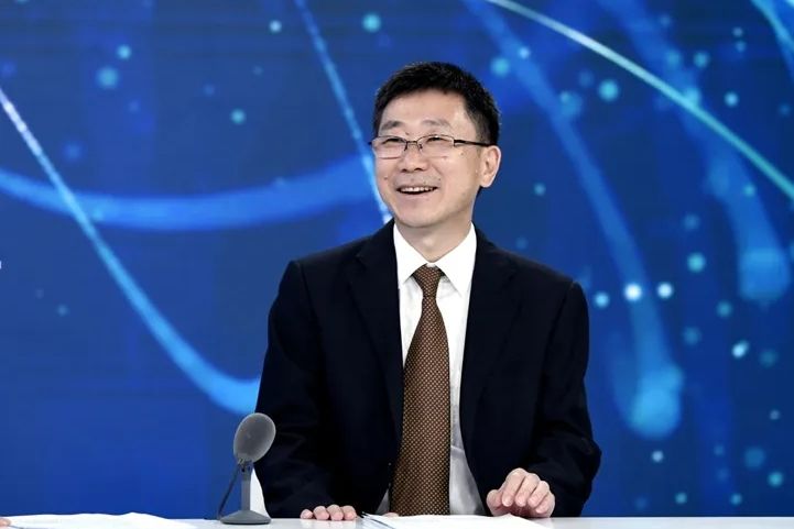劉興華(蓮和醫療獨立非執行董事) 劉興華(蓮和醫療獨立非執行董事)