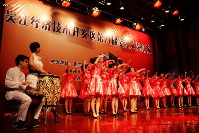 阿迪穆斯 阿迪穆斯