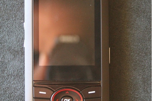 三星 SGH-T729 三星 SGH-T729