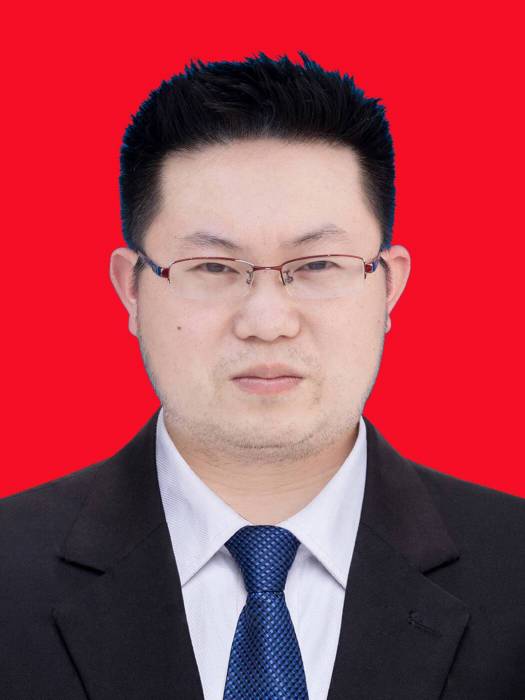 李春明(貴州省黔南布依族苗族自治州羅甸縣農業農村局(縣鄉村振興局)黨組成員、副局長) 李春明(貴州省黔南布依族苗族自治州羅甸縣農業農村局(縣鄉村振興局)黨組成員、副局長)