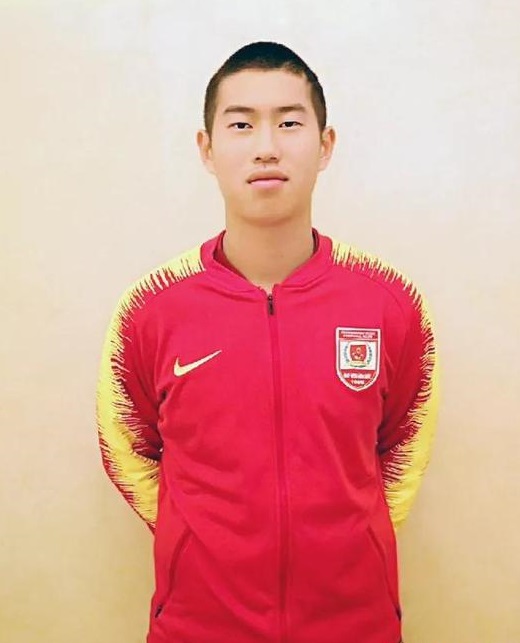 徐驍(中國足球運動員)