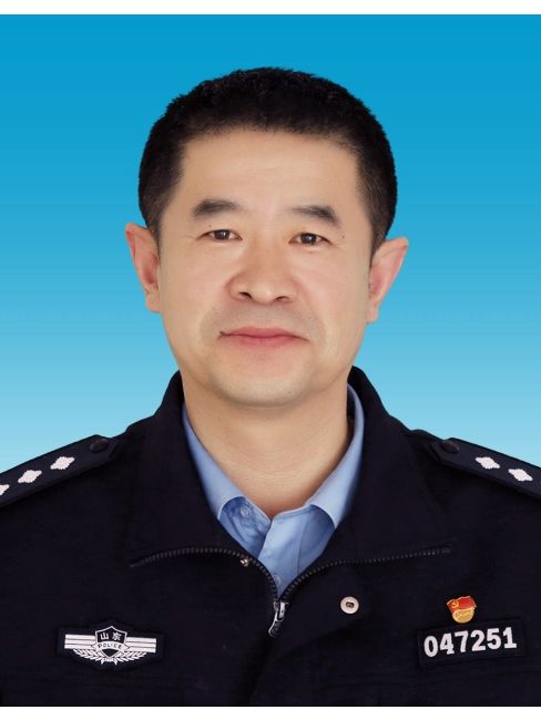 於行政 於行政