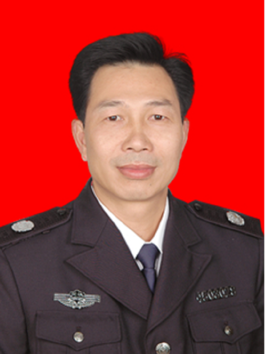 陸軍(廣西桂林市司法局四級調研員) 陸軍(廣西桂林市司法局四級調研員)