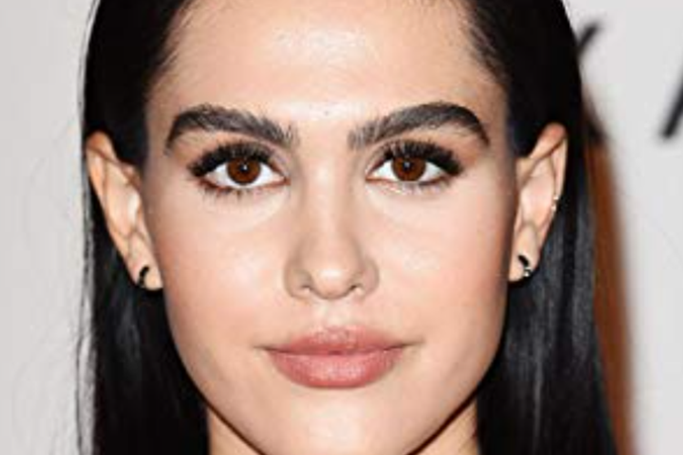 Amelia Hamlin Amelia Hamlin