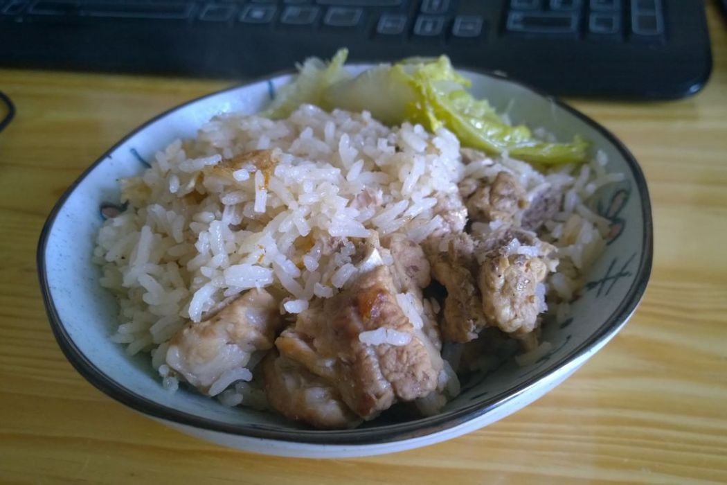 排骨湯燜飯 排骨湯燜飯