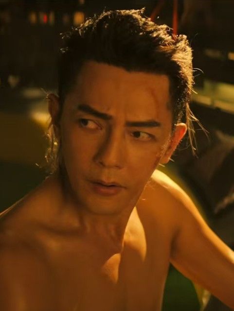 蘇萬(動作電影《黑白潛行2》中的角色) 蘇萬(動作電影《黑白潛行2》中的角色)