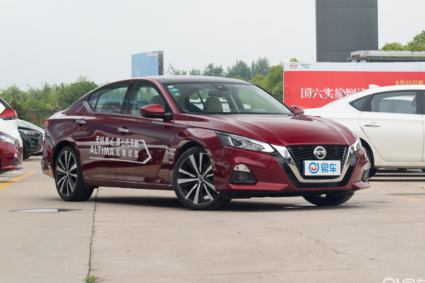 天籟(汽車) 天籟(汽車)