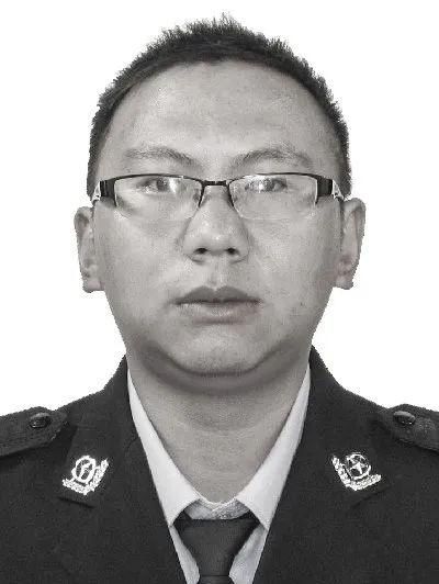 鄒洋(西藏自治區拉薩市城關公安分局蔡公堂派出所教育城便民警務站原三級警長) 鄒洋(西藏自治區拉薩市城關公安分局蔡公堂派出所教育城便民警務站原三級警長)