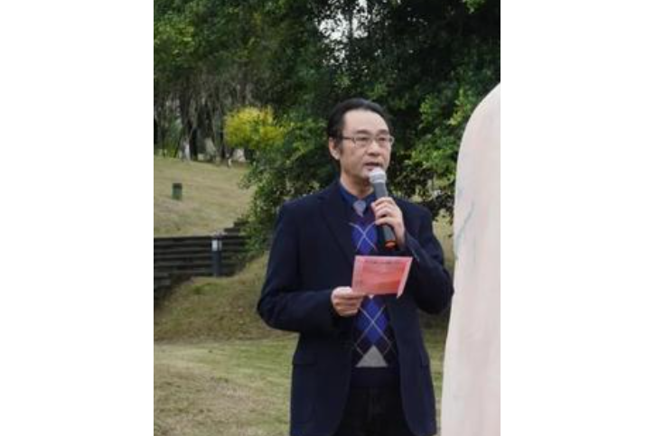 杜華(重慶理工大學副校長) 杜華(重慶理工大學副校長)