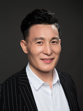 董億 董億
