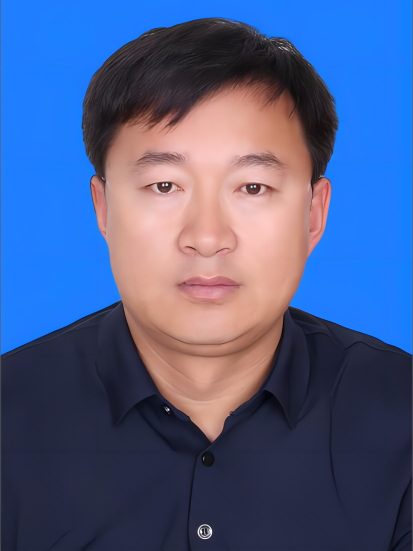 張國棟(內蒙古自治區烏蘭察布市興和縣人民政府辦公室黨組成員、副主任) 張國棟(內蒙古自治區烏蘭察布市興和縣人民政府辦公室黨組成員、副主任)