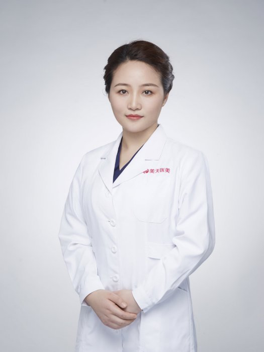 周春梅(北京美天醫療美容醫生) 周春梅(北京美天醫療美容醫生)