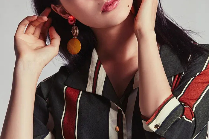 八木亞里紗 八木亞里紗