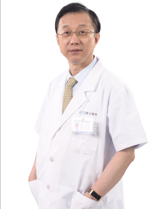 王玉(眼底手術專家) 王玉(眼底手術專家)