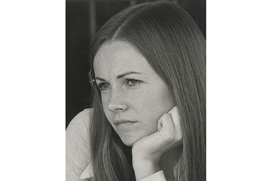Dianne Hull Dianne Hull