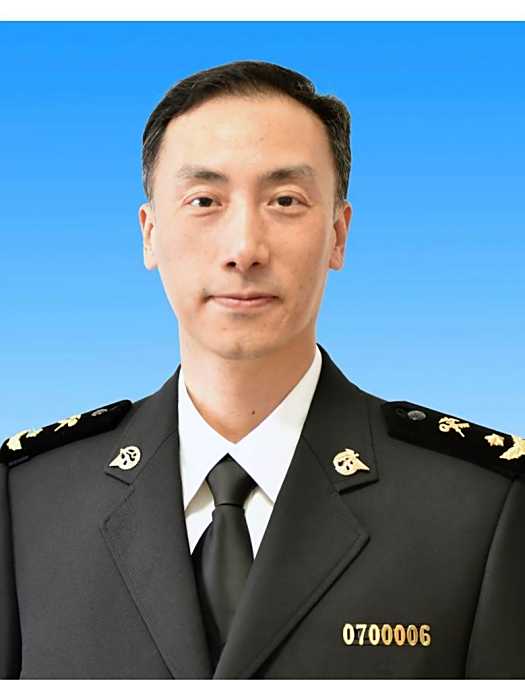 江瑋(呼和浩特海關黨委委員、黨委紀檢組長) 江瑋(呼和浩特海關黨委委員、黨委紀檢組長)