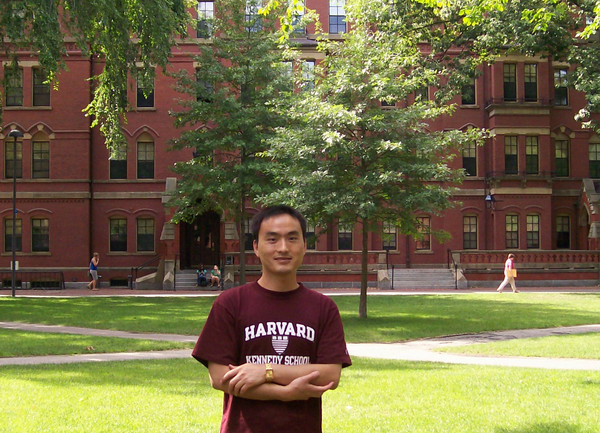 王沙騁在哈佛校園