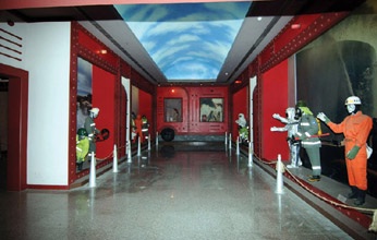 圖2 青島消防博物館陳列廳