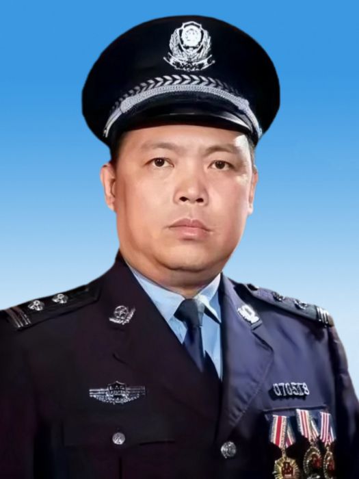 朱振龍(黑龍江省雞西市雞冠區人民政府副區長、公安分局黨委書記、局長) 朱振龍(黑龍江省雞西市雞冠區人民政府副區長、公安分局黨委書記、局長)