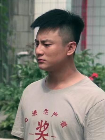 李斌(網路電影《李響進城》中的角色)