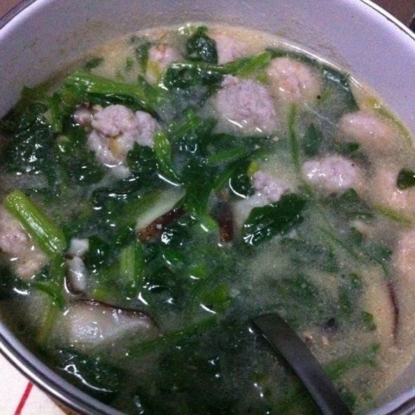 菠菜燉丸子 菠菜燉丸子