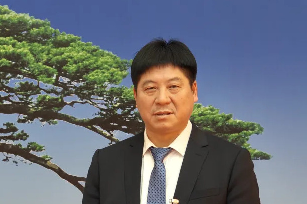 李發權(第十四屆全國人大代表,安徽省黃山市休寧縣鶴城鄉新安源村黨總支書記、村委會主任) 李發權(第十四屆全國人大代表,安徽省黃山市休寧縣鶴城鄉新安源村黨總支書記、村委會主任)