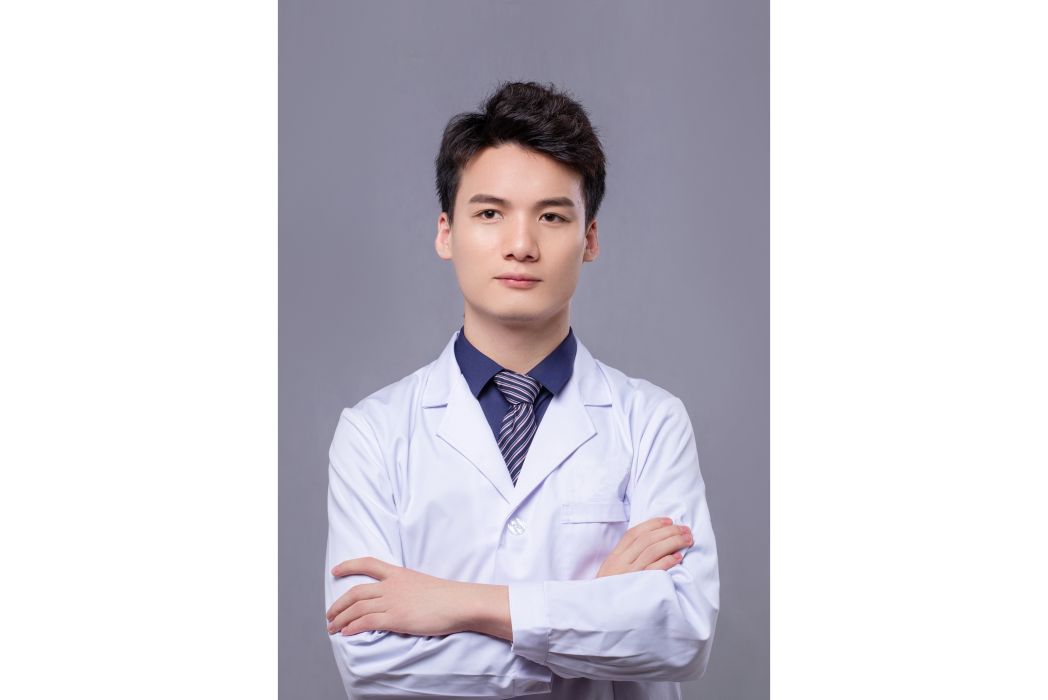 嚴波(雅貝康口腔醫生) 嚴波(雅貝康口腔醫生)