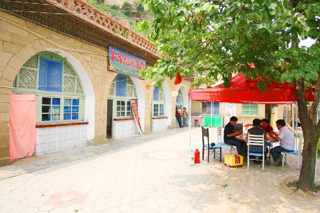 孟飯棚村 孟飯棚村