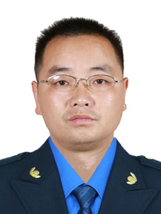 肖鑫(貴州省納雍縣綜合行政執法局黨組成員、城市園林局局長) 肖鑫(貴州省納雍縣綜合行政執法局黨組成員、城市園林局局長)