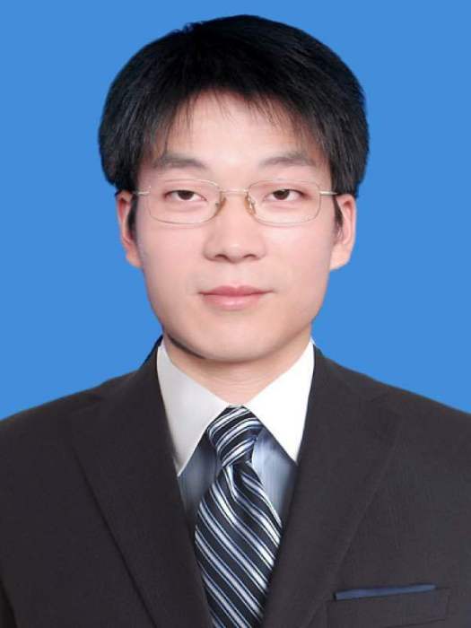 王卿(西陵區住建局黨組成員、副局長) 王卿(西陵區住建局黨組成員、副局長)