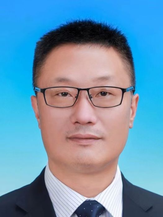 何德(國網浙江溫嶺市供電有限公司執行董事、黨委書記) 何德(國網浙江溫嶺市供電有限公司執行董事、黨委書記)