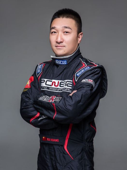 黃銳(職業賽車手) 黃銳(職業賽車手)