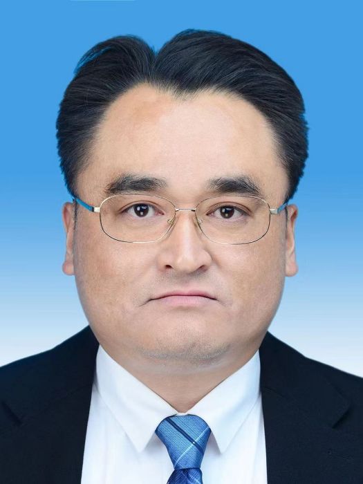 王華明(雲南省玉溪市通海縣人民政府副縣長) 王華明(雲南省玉溪市通海縣人民政府副縣長)