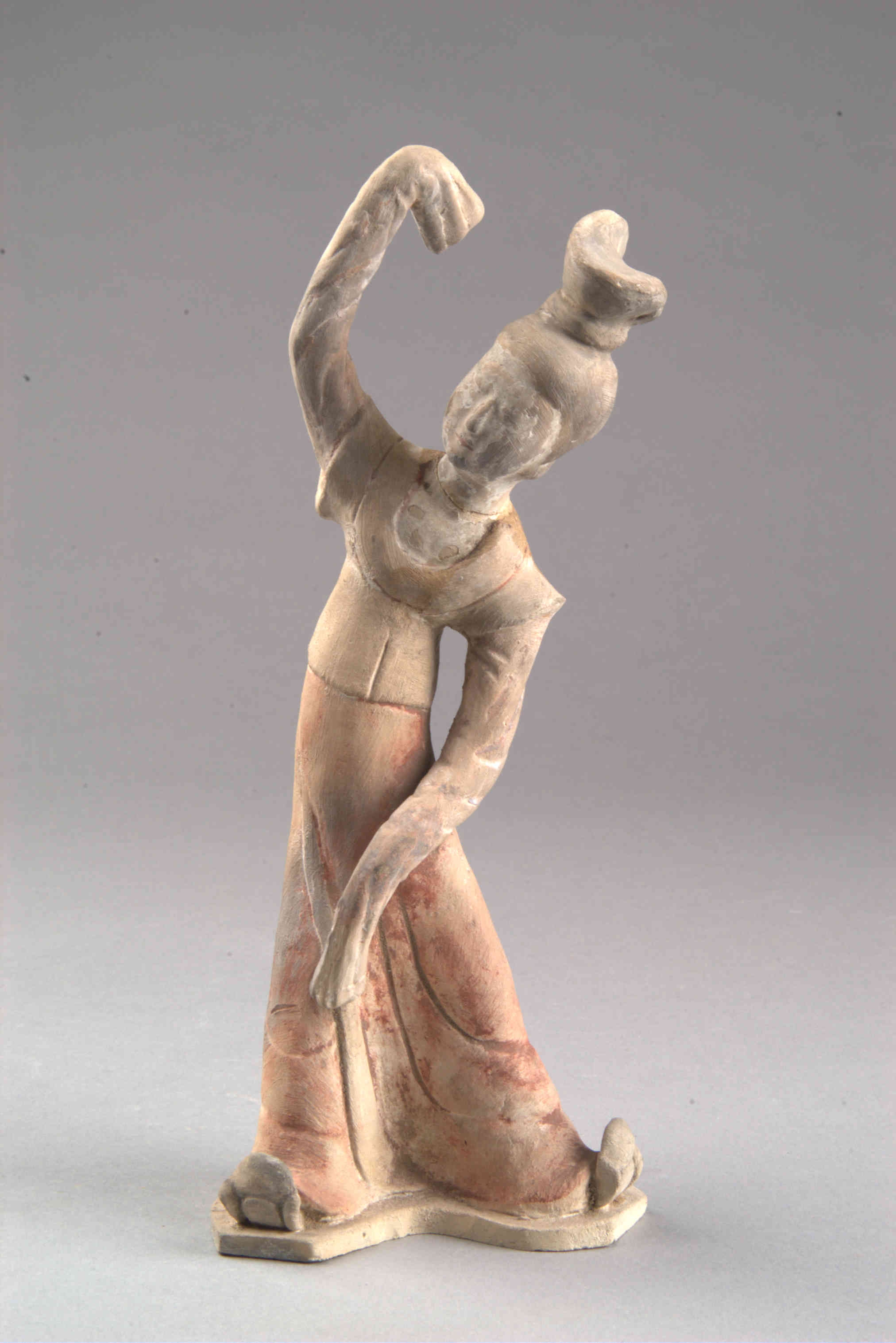 唐彩繪舞蹈女俑(鄭州博物館藏品)