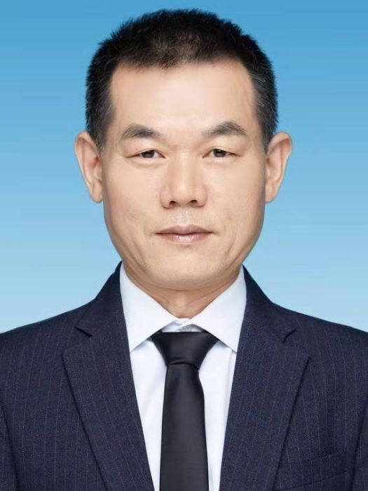 陳金鵬(西安市新城區委常委、紀委書記,區監委主任) 陳金鵬(西安市新城區委常委、紀委書記,區監委主任)