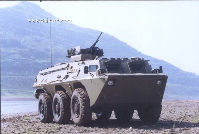 WMZ551B輪式裝甲輸送車
