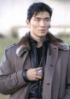 007之擇日而亡(美國2002年由李·塔瑪霍瑞導演電影)