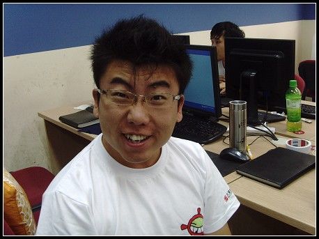 張雨林(中國行政區域研究會常務理事) 張雨林(中國行政區域研究會常務理事)