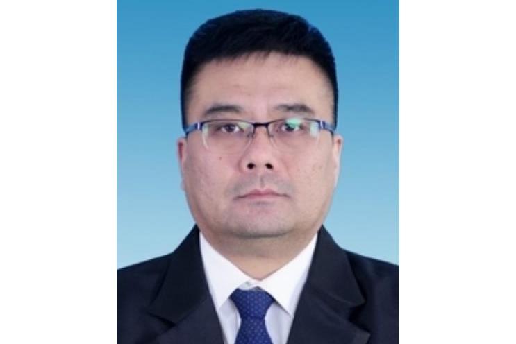 劉賓(山東省濟寧市汶上縣交通運輸局黨組成員、副局長) 劉賓(山東省濟寧市汶上縣交通運輸局黨組成員、副局長)