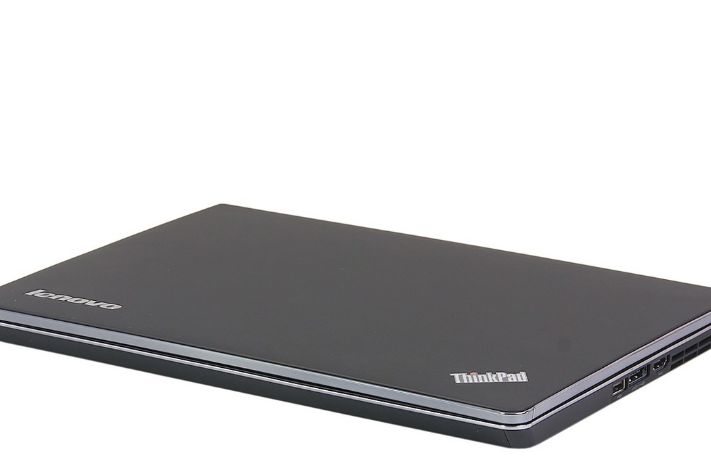 ThinkPad S220(5038D23) ThinkPad S220(5038D23)