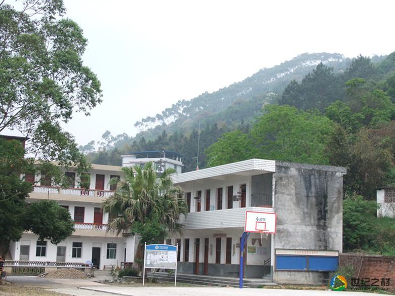 信美村(福建省龍巖市永定縣下轄村) 信美村(福建省龍巖市永定縣下轄村)