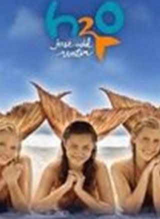 克萊爾·霍爾特(Claire Holt) 克萊爾·霍爾特(Claire Holt)