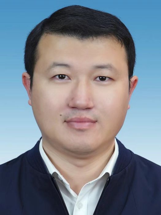 余強(廣西壯族自治區梧州市臨港經濟區管委會黨工委書記) 余強(廣西壯族自治區梧州市臨港經濟區管委會黨工委書記)