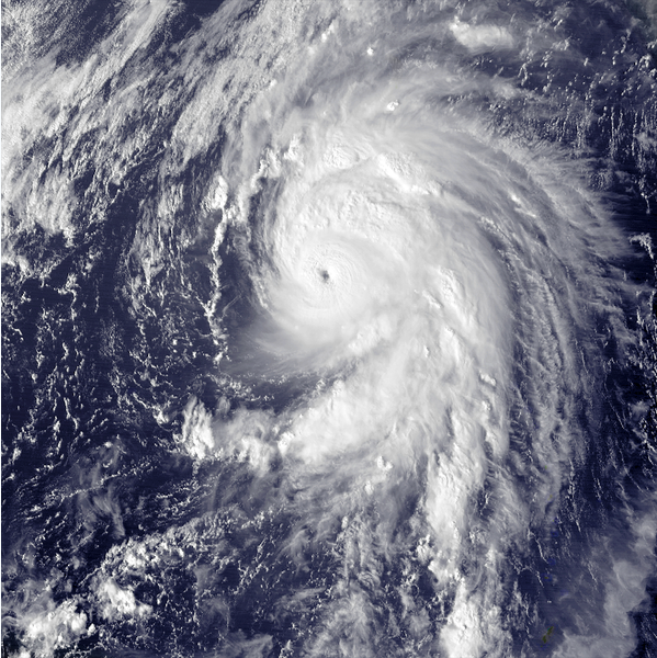 強颱風劍魚衛星雲圖