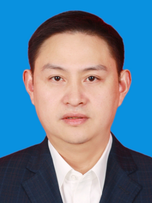 何威良 何威良