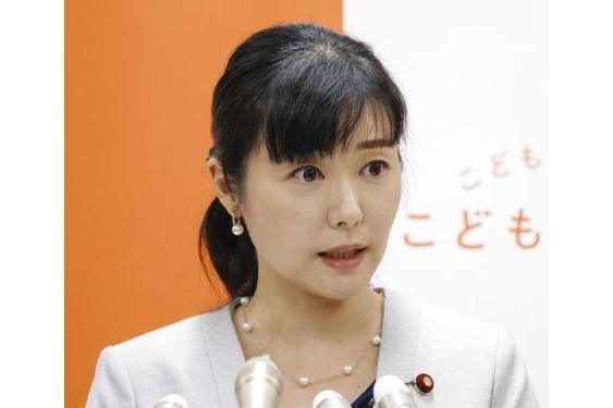 加藤鮎子 加藤鮎子